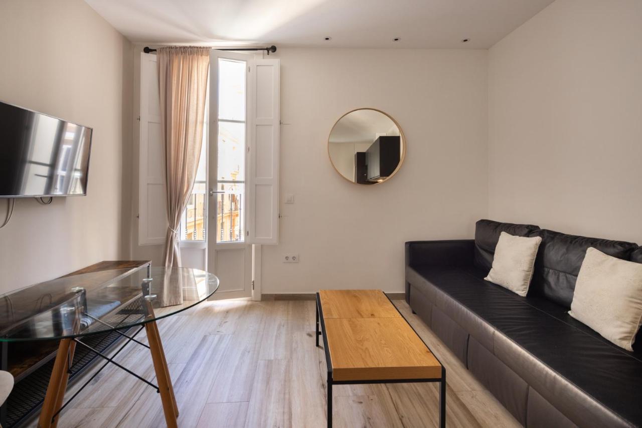 Apartment Entrecatedrales 2 *