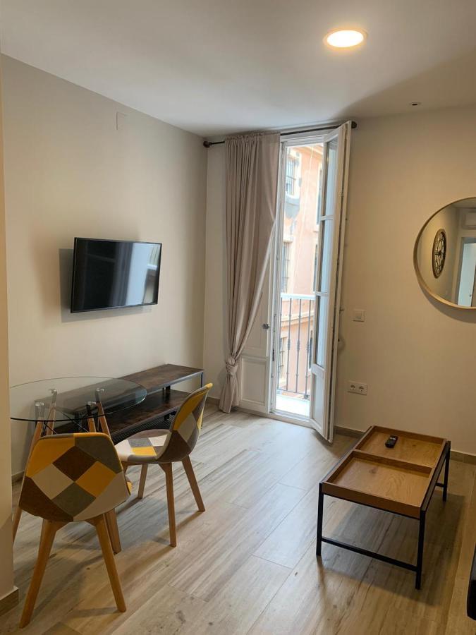 Apartment Entrecatedrales 2 *